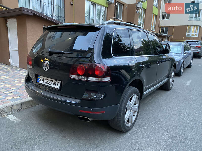 Внедорожник / Кроссовер Volkswagen Touareg 2008 в Киеве