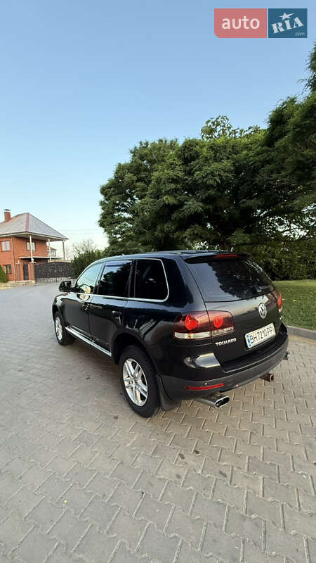 Внедорожник / Кроссовер Volkswagen Touareg 2007 в Татарбунарах