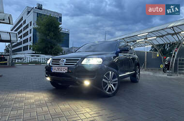 Внедорожник / Кроссовер Volkswagen Touareg 2006 в 