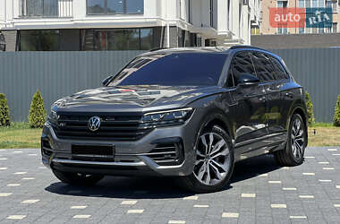 Внедорожник / Кроссовер Volkswagen Touareg 2020 в Ужгороде