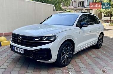 Позашляховик / Кросовер Volkswagen Touareg 2023 в Одесі