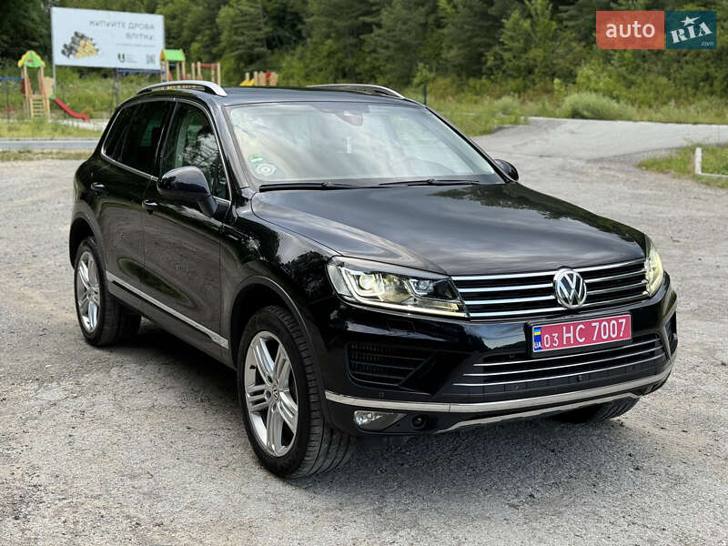 Внедорожник / Кроссовер Volkswagen Touareg 2014 в Бережанах