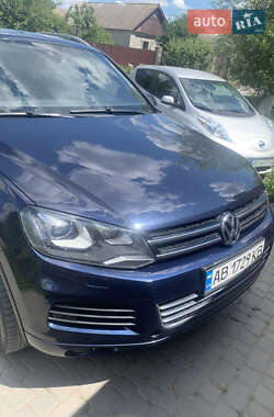 Позашляховик / Кросовер Volkswagen Touareg 2014 в Козятині