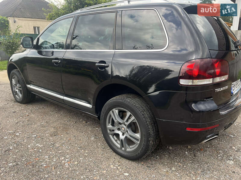 Внедорожник / Кроссовер Volkswagen Touareg 2008 в Ахтырке