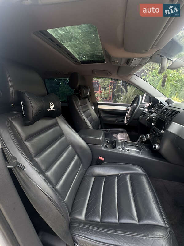 Позашляховик / Кросовер Volkswagen Touareg 2004 в Бердичеві