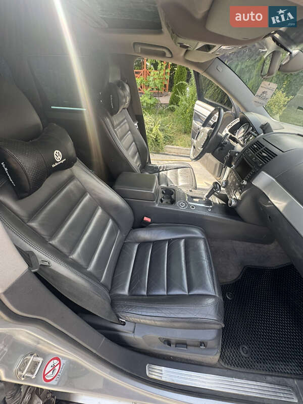 Позашляховик / Кросовер Volkswagen Touareg 2004 в Бердичеві