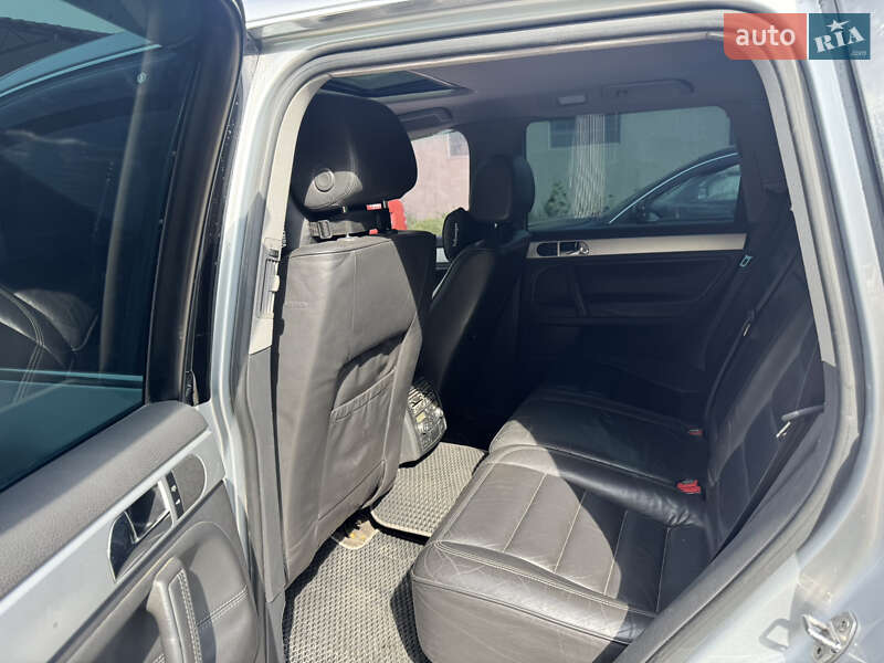 Позашляховик / Кросовер Volkswagen Touareg 2004 в Бердичеві