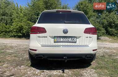 Позашляховик / Кросовер Volkswagen Touareg 2011 в 
