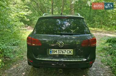 Внедорожник / Кроссовер Volkswagen Touareg 2012 в 