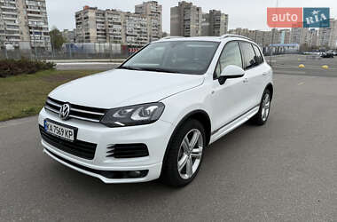 Позашляховик / Кросовер Volkswagen Touareg 2012 в Києві