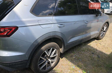 Внедорожник / Кроссовер Volkswagen Touareg 2024 в 