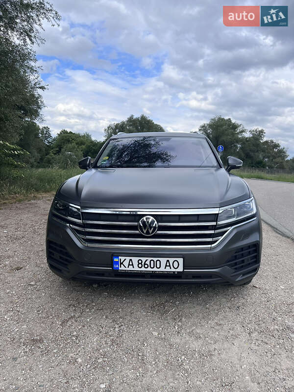 Внедорожник / Кроссовер Volkswagen Touareg 2021 в Ивано-Франковске