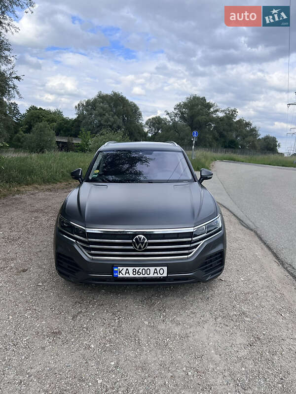 Внедорожник / Кроссовер Volkswagen Touareg 2021 в Ивано-Франковске