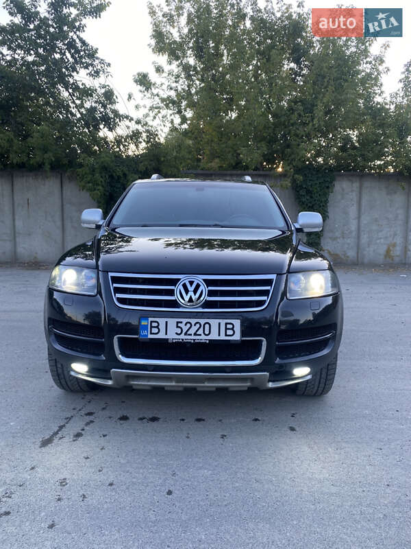 Внедорожник / Кроссовер Volkswagen Touareg 2006 в 