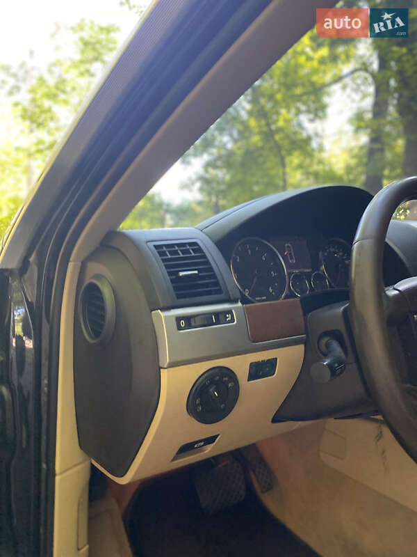 Позашляховик / Кросовер Volkswagen Touareg 2008 в Тячеві