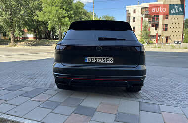 Внедорожник / Кроссовер Volkswagen Touareg 2024 в 