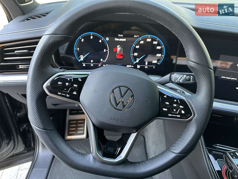 Внедорожник / Кроссовер Volkswagen Touareg 2024 в Запорожье