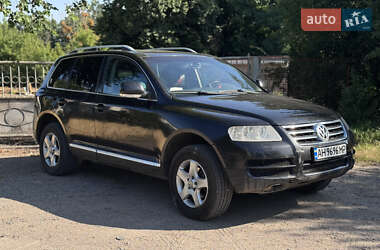 Внедорожник / Кроссовер Volkswagen Touareg 2004 в Каменке