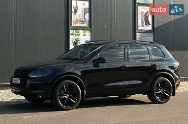 Позашляховик / Кросовер Volkswagen Touareg 2013 в Києві