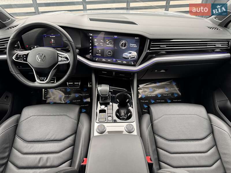 Внедорожник / Кроссовер Volkswagen Touareg 2022 в Ровно