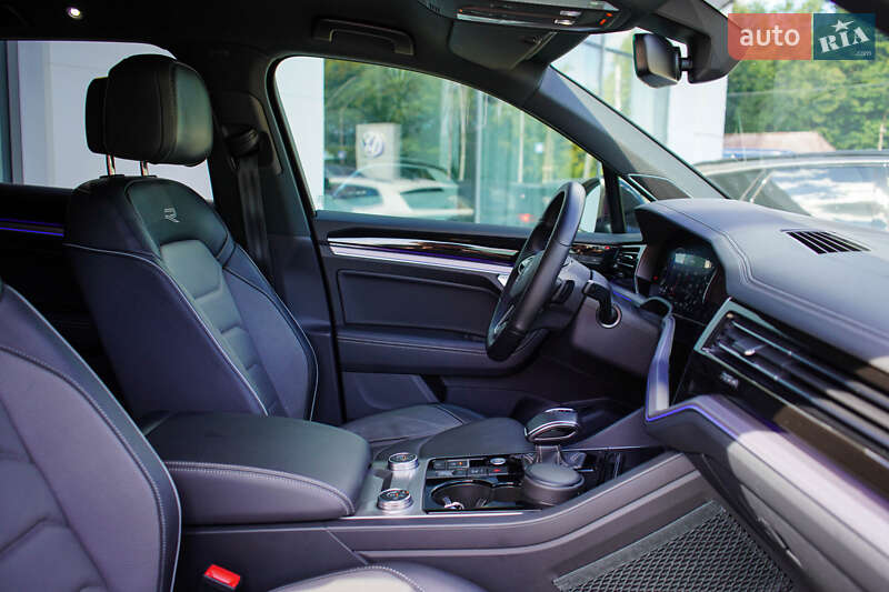 Позашляховик / Кросовер Volkswagen Touareg 2023 в Житомирі