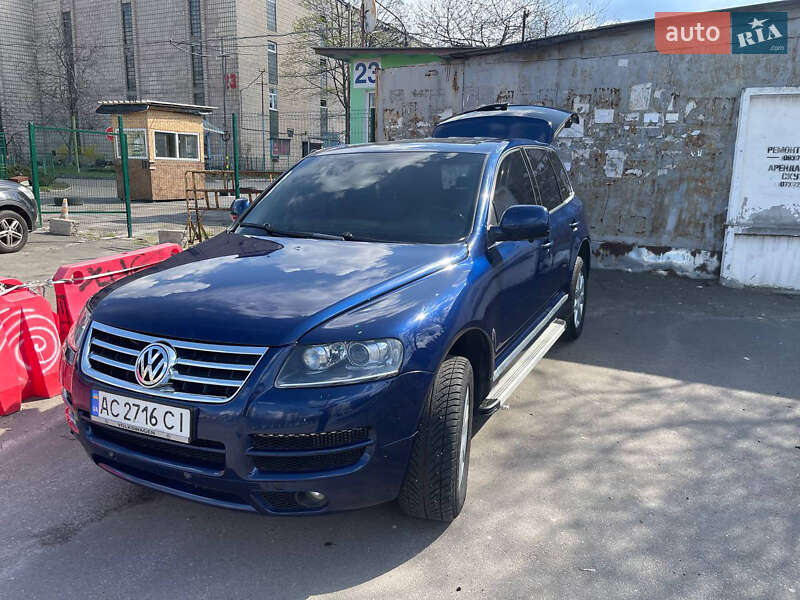 Позашляховик / Кросовер Volkswagen Touareg 2006 в Луцьку
