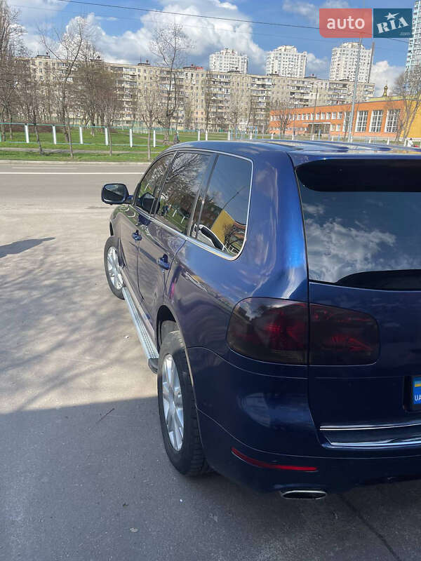 Позашляховик / Кросовер Volkswagen Touareg 2006 в Луцьку