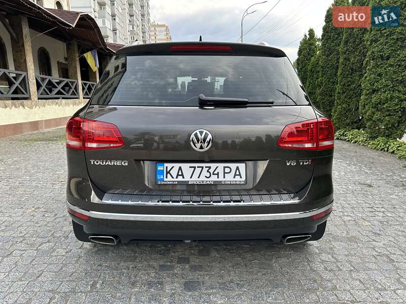 Внедорожник / Кроссовер Volkswagen Touareg 2017 в Киеве