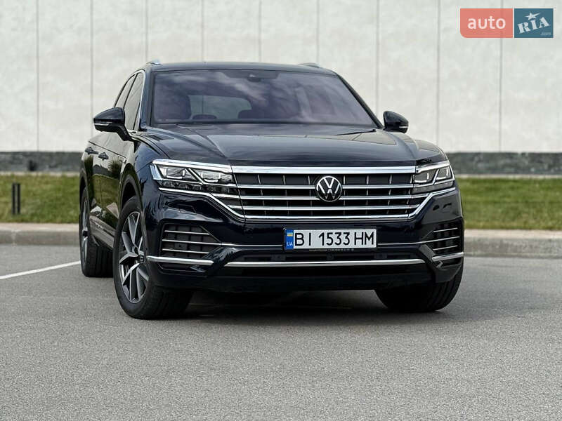 Внедорожник / Кроссовер Volkswagen Touareg 2022 в Киеве