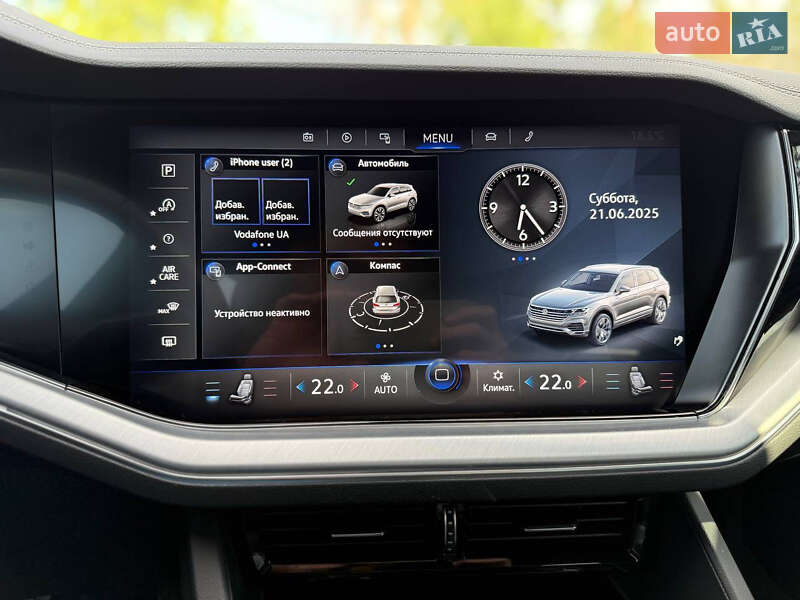 Внедорожник / Кроссовер Volkswagen Touareg 2022 в Киеве