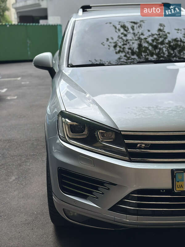 Volkswagen Touareg 2015