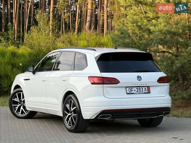 Внедорожник / Кроссовер Volkswagen Touareg 2022 в Ровно