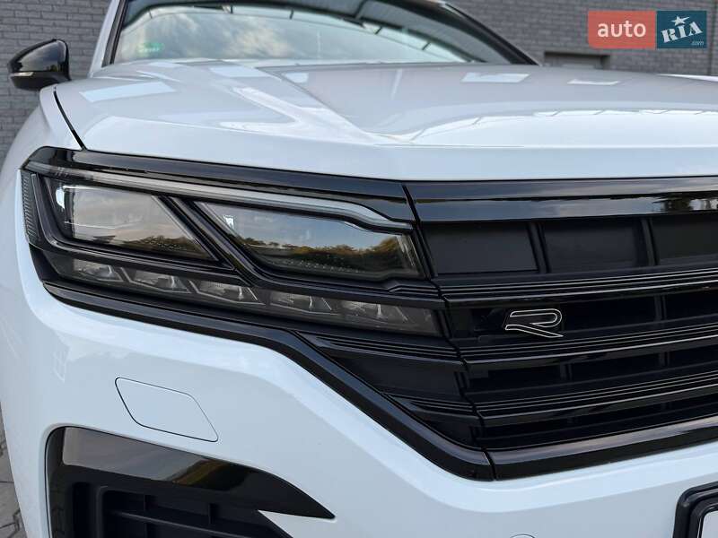 Внедорожник / Кроссовер Volkswagen Touareg 2022 в Ровно