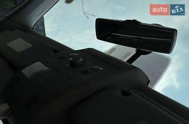 Внедорожник / Кроссовер Volkswagen Touareg 2011 в 