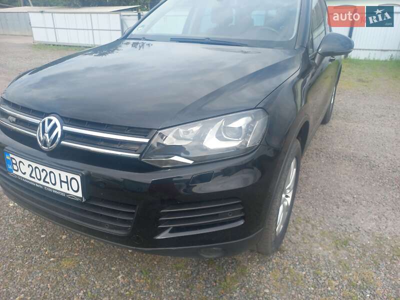 Внедорожник / Кроссовер Volkswagen Touareg 2011 в Шептицькому