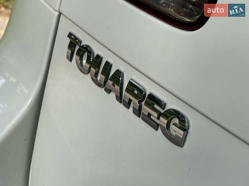 Внедорожник / Кроссовер Volkswagen Touareg 2010 в Ахтырке