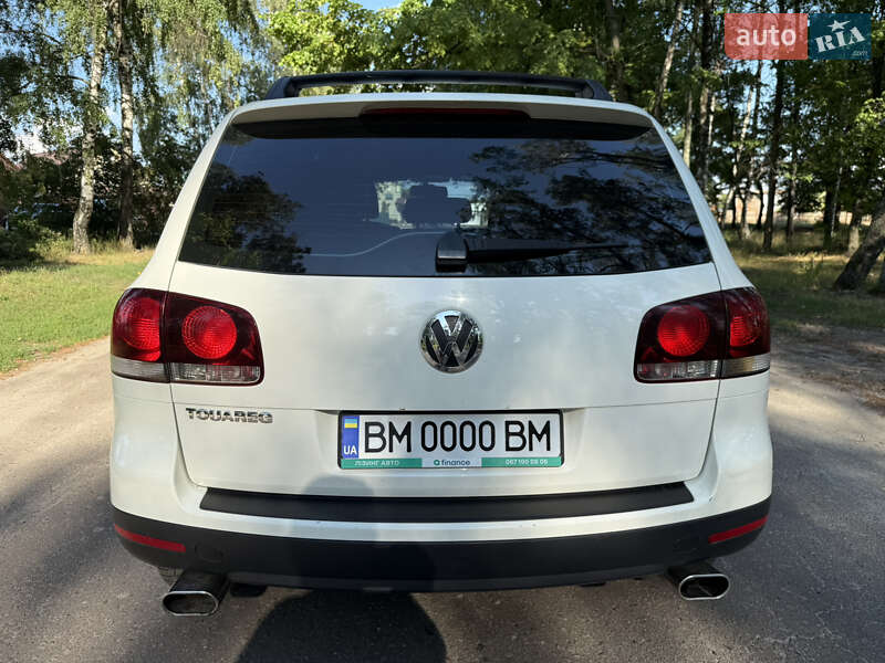 Внедорожник / Кроссовер Volkswagen Touareg 2010 в Ахтырке
