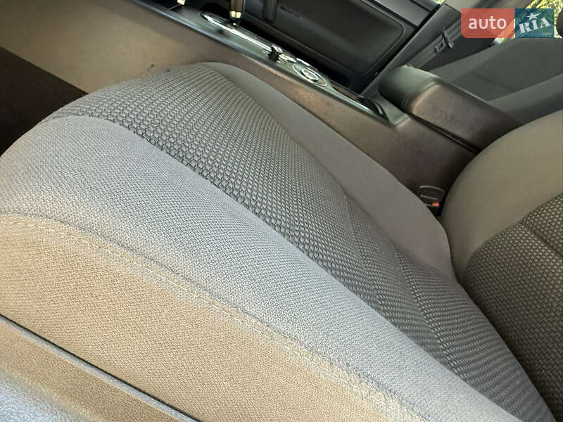 Внедорожник / Кроссовер Volkswagen Touareg 2010 в Ахтырке