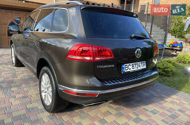 Внедорожник / Кроссовер Volkswagen Touareg 2017 в 