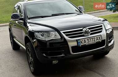 Внедорожник / Кроссовер Volkswagen Touareg 2007 в Каменском