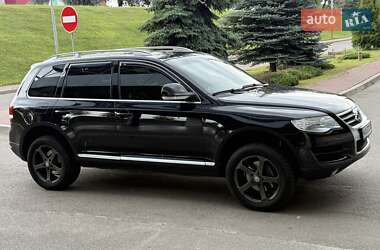 Позашляховик / Кросовер Volkswagen Touareg 2007 в Кам'янському