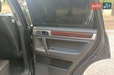 Позашляховик / Кросовер Volkswagen Touareg 2008 в 