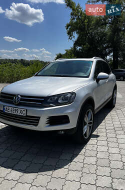 Внедорожник / Кроссовер Volkswagen Touareg 2011 в Днепре