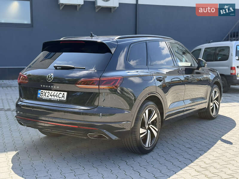 Позашляховик / Кросовер Volkswagen Touareg 2021 в Хмельницькому
