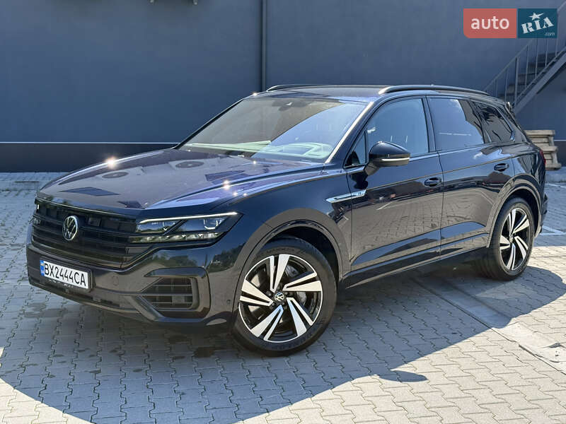 Позашляховик / Кросовер Volkswagen Touareg 2021 в Хмельницькому