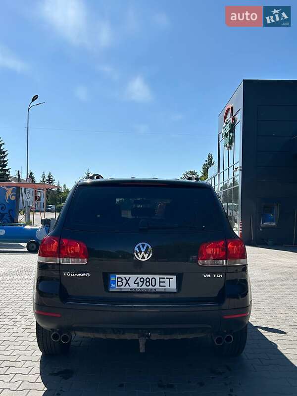 Внедорожник / Кроссовер Volkswagen Touareg 2006 в Хмельницком