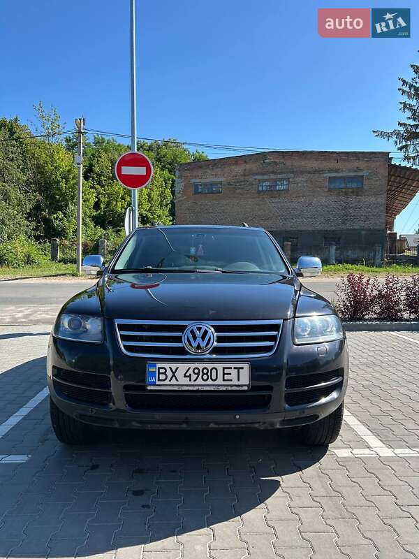 Внедорожник / Кроссовер Volkswagen Touareg 2006 в Хмельницком