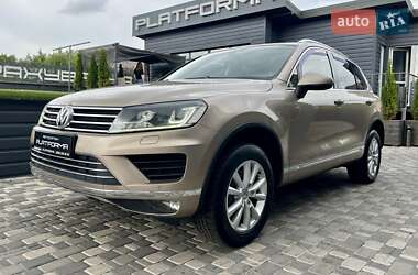 Внедорожник / Кроссовер Volkswagen Touareg 2017 в 