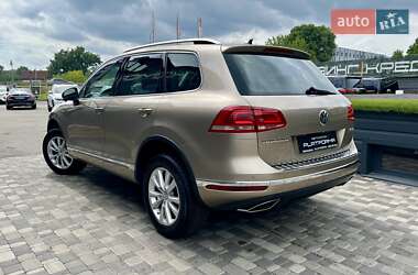 Внедорожник / Кроссовер Volkswagen Touareg 2017 в 
