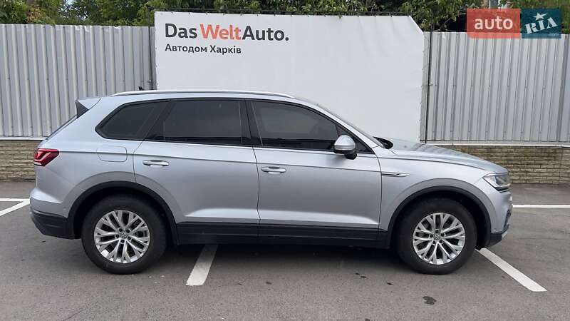 Внедорожник / Кроссовер Volkswagen Touareg 2019 в Харькове